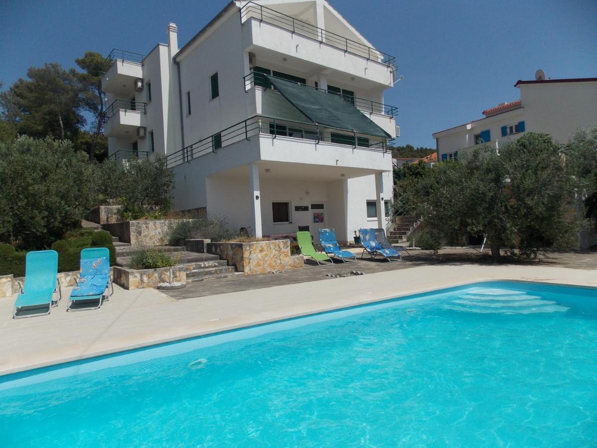 Apartments Villa Goja Traù Esterno foto
