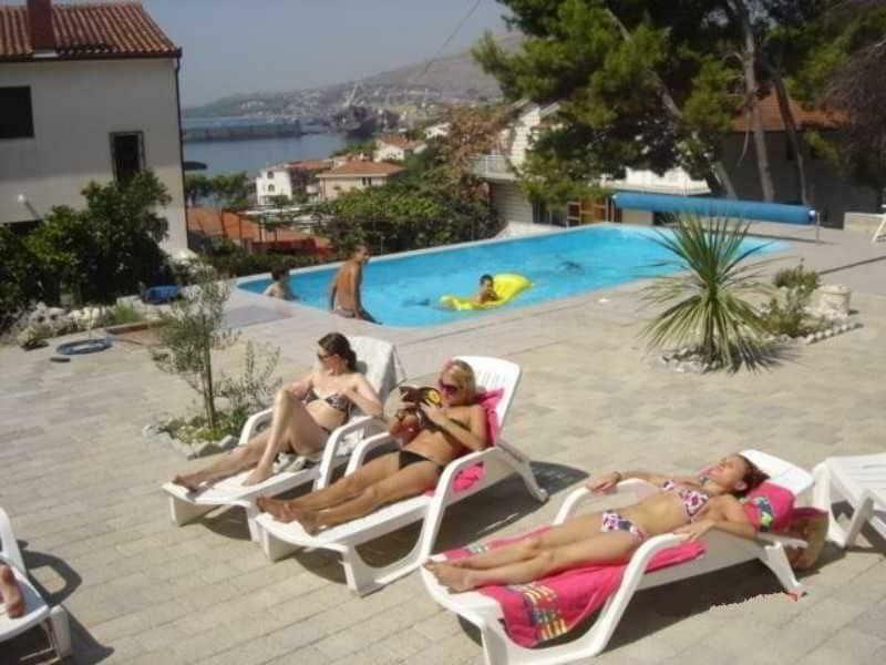 Apartments Villa Goja Traù Esterno foto